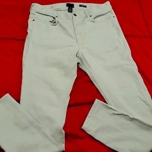 H&m white jeans,size 32